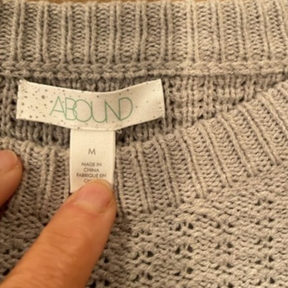 Abound Dusty Blue Cropped Sweater - Size Medium - Picture 8 of 11